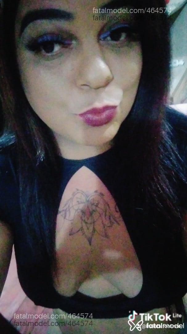 Acompanhante travesti com cabelo castanho de olhos pretos em Araruna - Maiara