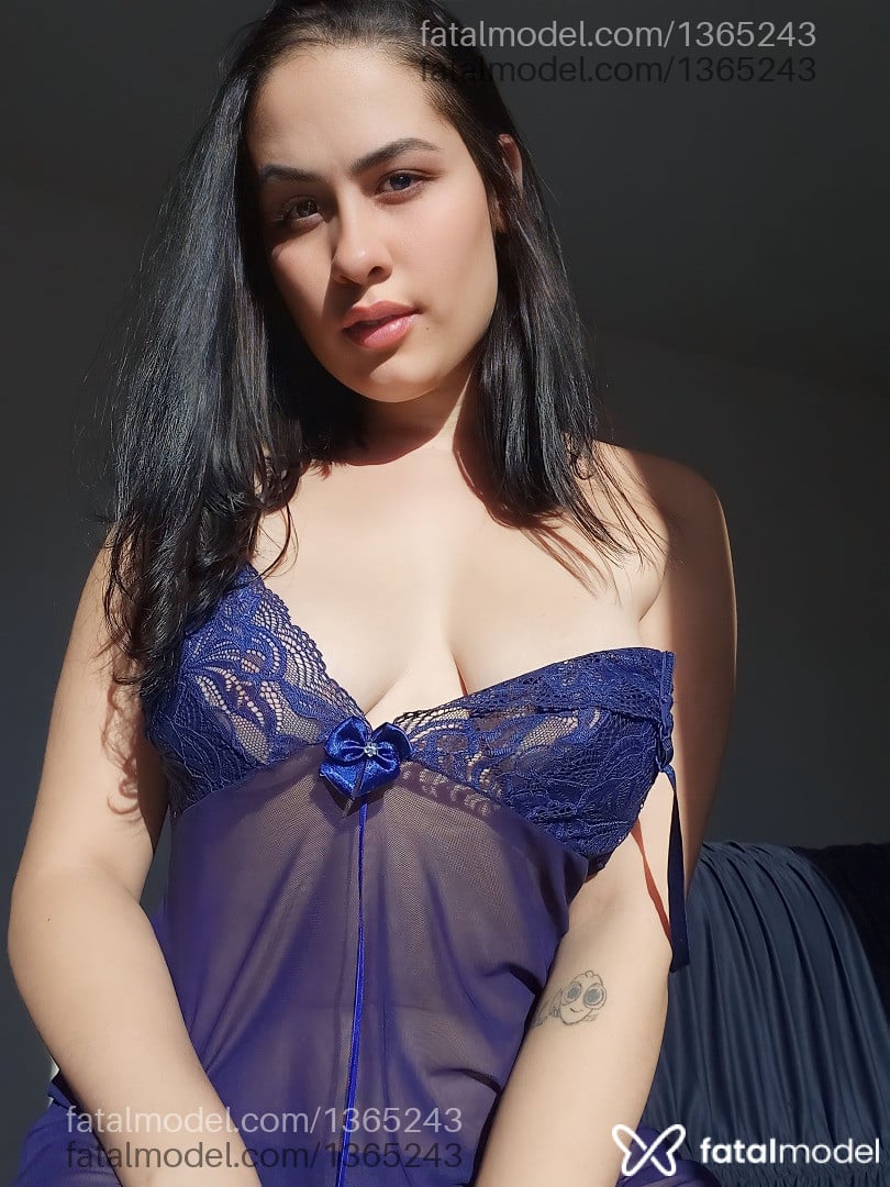 Acompanhante mulher morena (o) de olhos castanhos em São Paulo - Ravena Hawkins