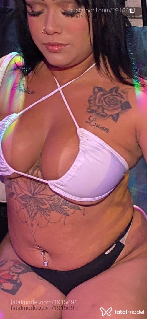 Acompanhante mulher morena (o) de olhos mel em São Paulo - Vitória Nobre