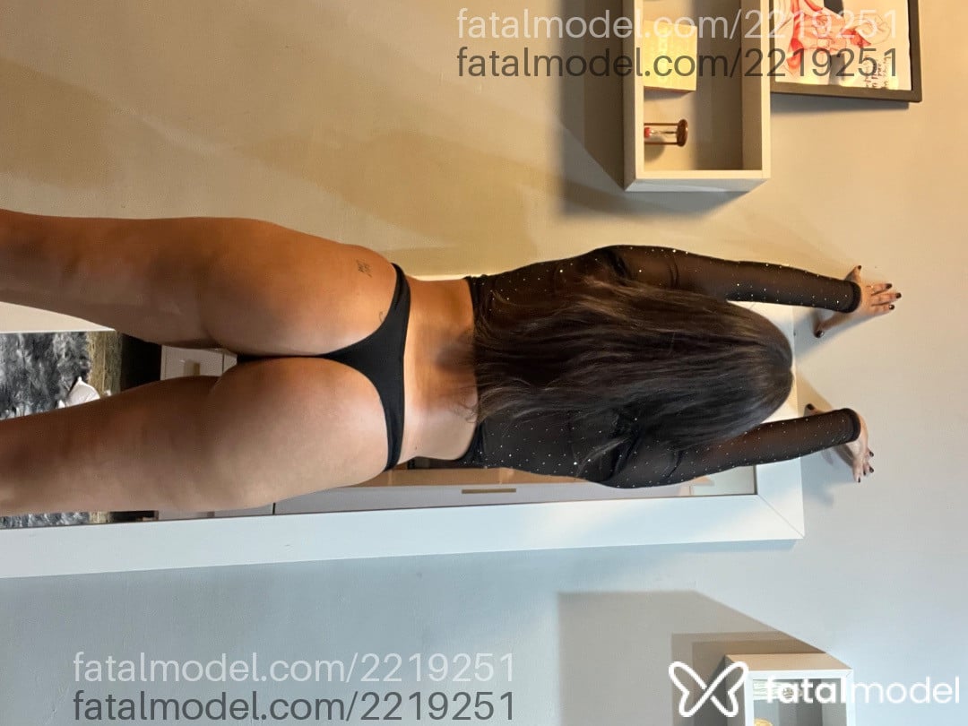 Acompanhante mulher com cabelo colorido de olhos mel em São Paulo - Bia