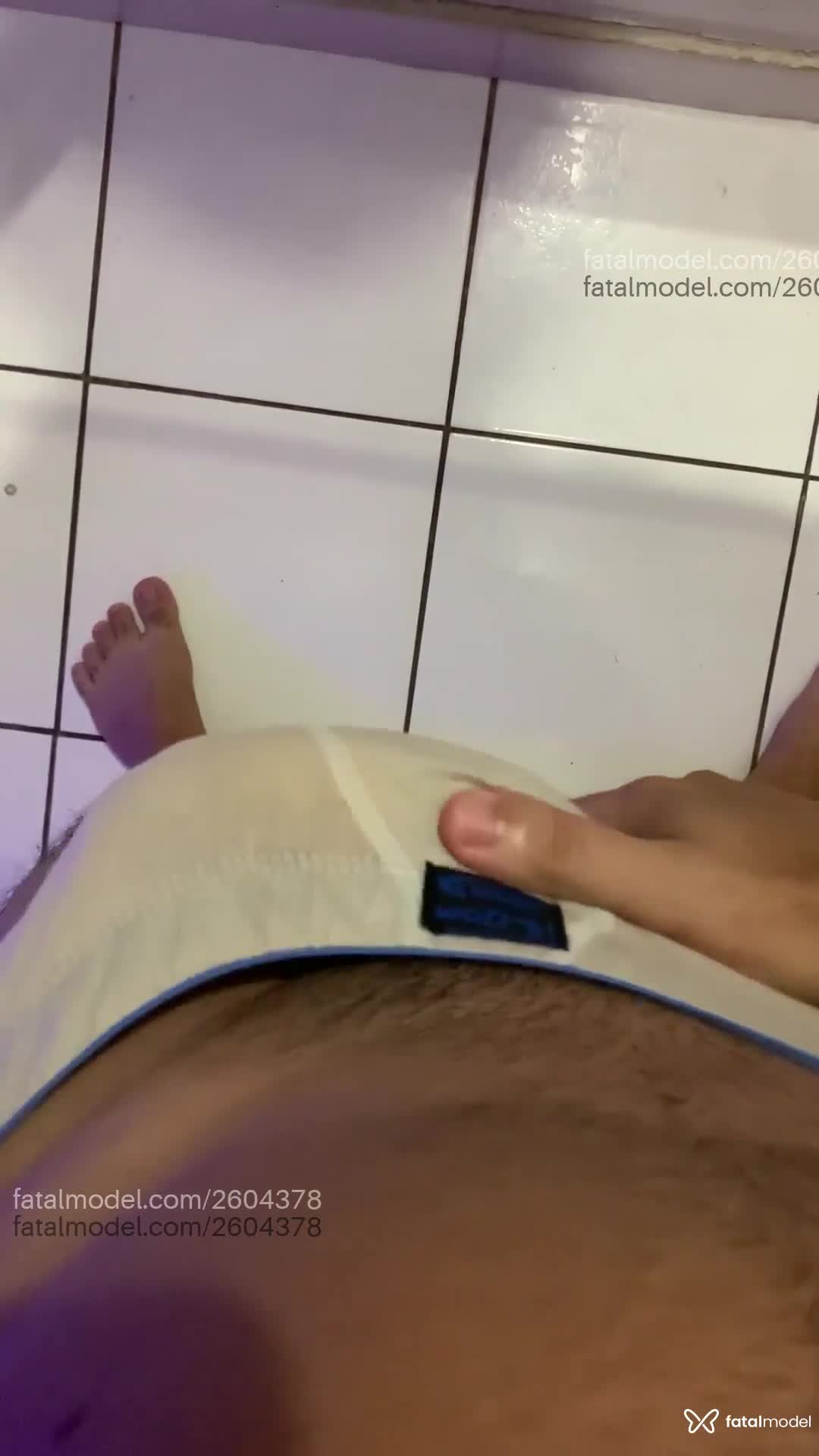 Acompanhante homem morena (o) de olhos pretos em Virtual - Lukas