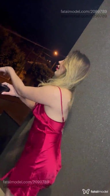 Acompanhante mulher loira (o) de olhos castanhos em Assis - Isa