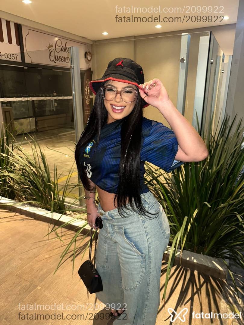 Acompanhante mulher morena (o) de olhos castanhos em Belo Horizonte - Babi Muniz