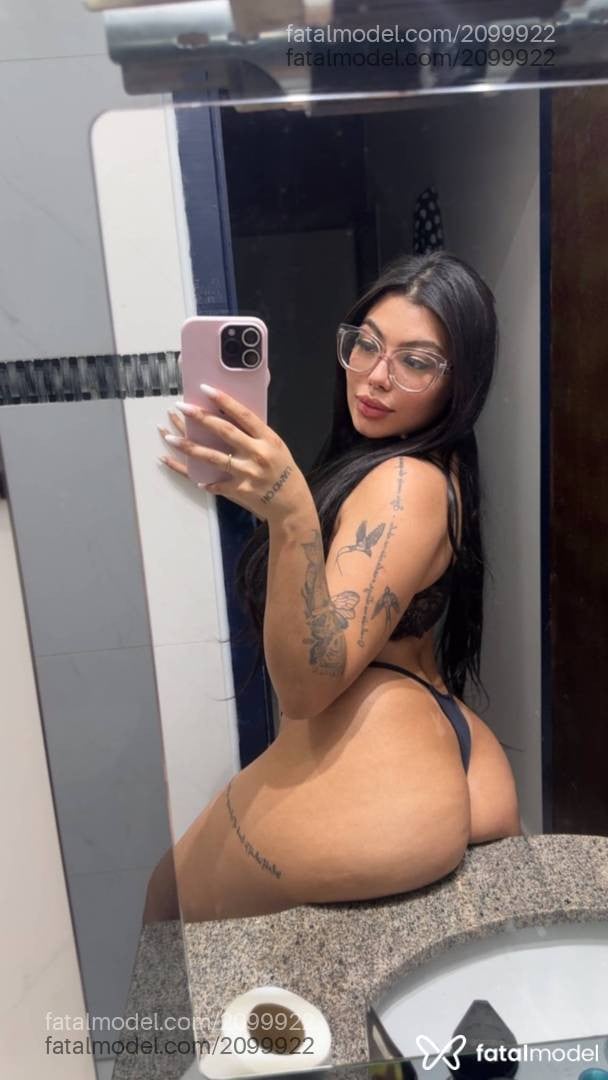 Acompanhante mulher morena (o) de olhos castanhos em Belo Horizonte - Babi Muniz