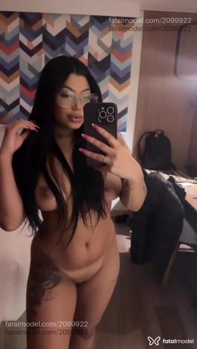 Acompanhante mulher morena (o) de olhos castanhos em Belo Horizonte - Babi Muniz