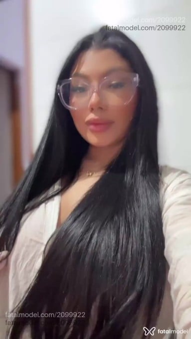 Acompanhante mulher morena (o) de olhos castanhos em Belo Horizonte - Babi Muniz