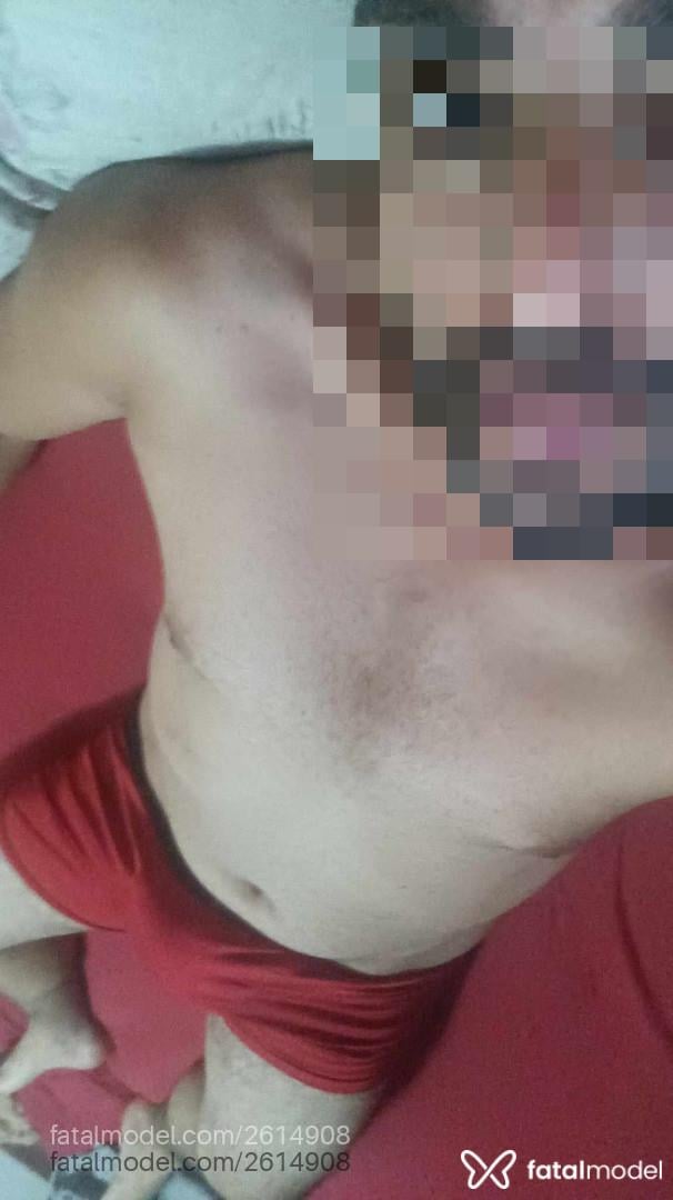 Acompanhante homem morena (o) de olhos pretos - Souza