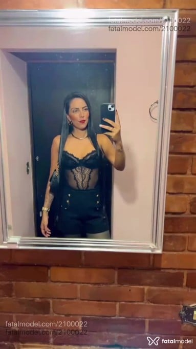Acompanhante mulher morena (o) de olhos castanhos em Campos do Jordão - Valentina