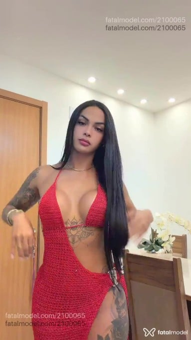 Acompanhante mulher trans morena (o) de olhos castanhos em Serra Acompanhante mulher trans morena (o) de olhos castanhos em Serra - Pamela Almeida