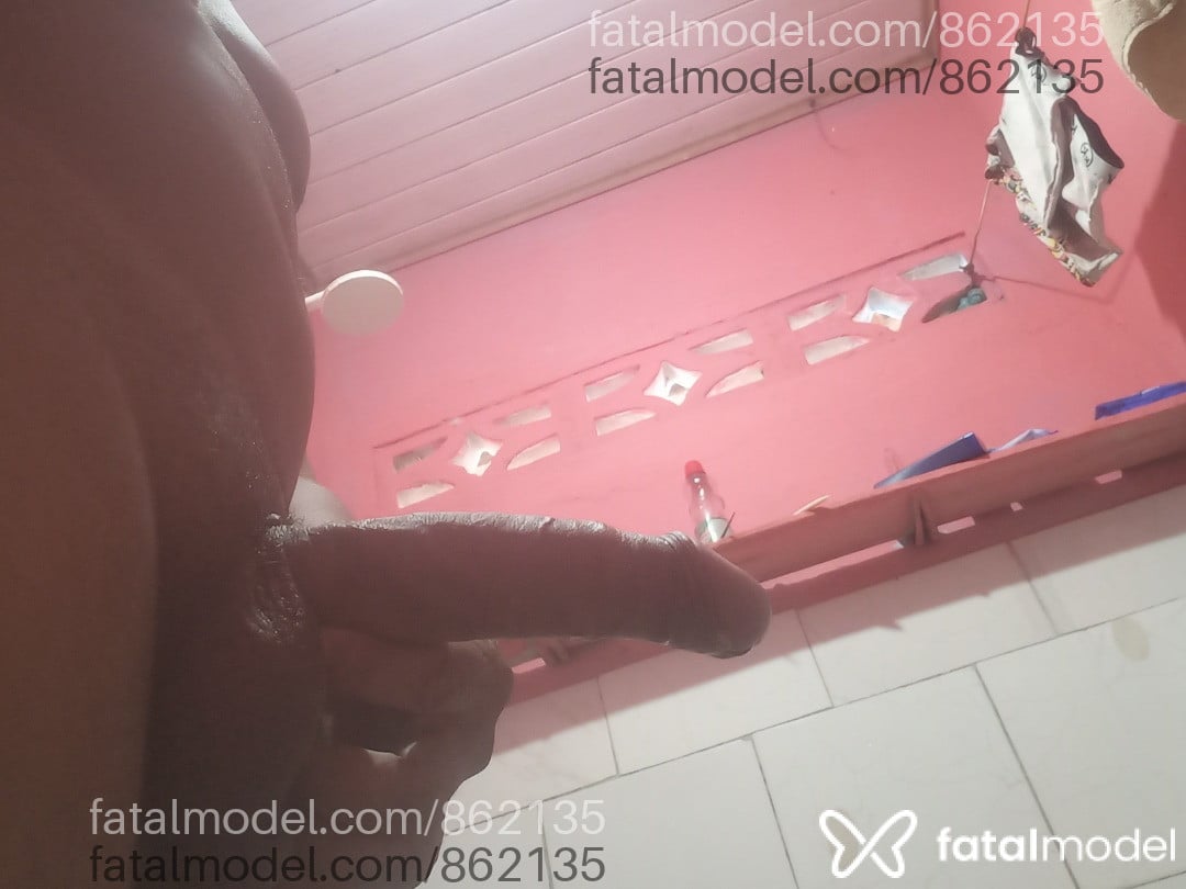 Acompanhante homem morena (o) de olhos castanhos em Macapá Acompanhante homem morena (o) de olhos castanhos em Macapá - Luiz Henrique