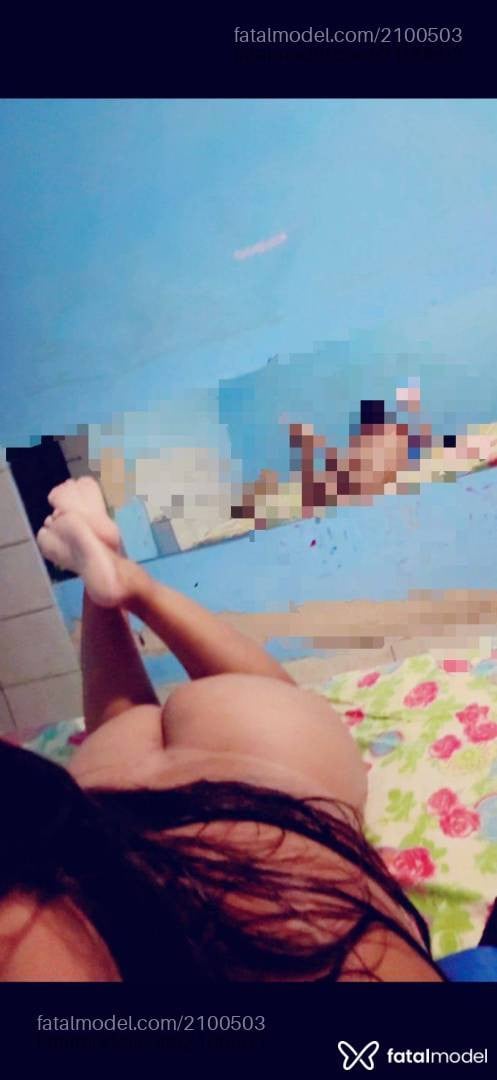 Acompanhante mulher com cabelo castanho de olhos castanhos - Aline
