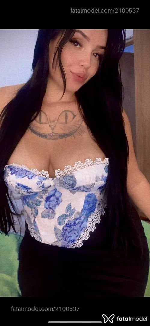 Acompanhante mulher morena (o) de olhos castanhos em Virtual - Ivy Gomes
