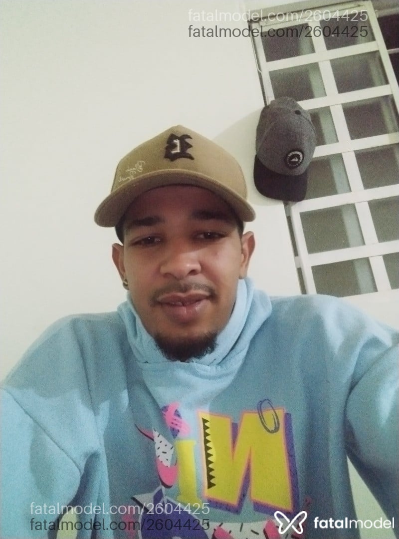 Acompanhante homem morena (o) de olhos pretos em Balneário Camboriú - Accel