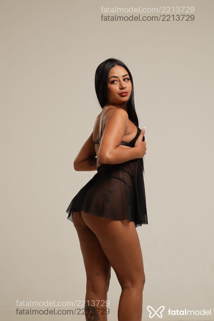 Acompanhante mulher morena (o) de olhos castanhos em Brasília - Mel Campos