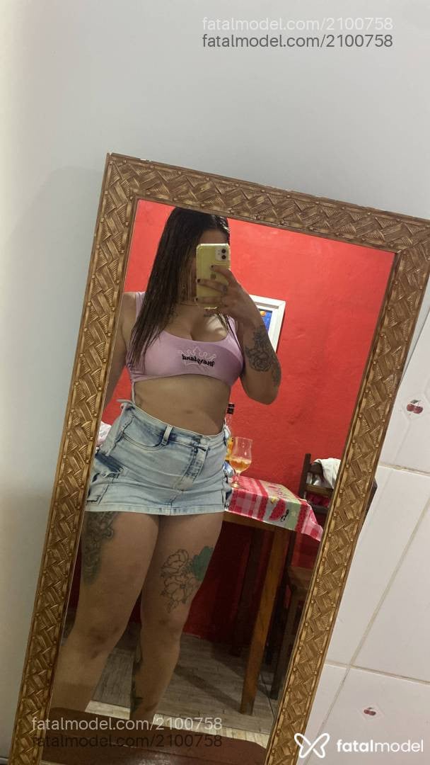 Acompanhante mulher loira (o) de olhos castanhos em Ubatuba - Maite