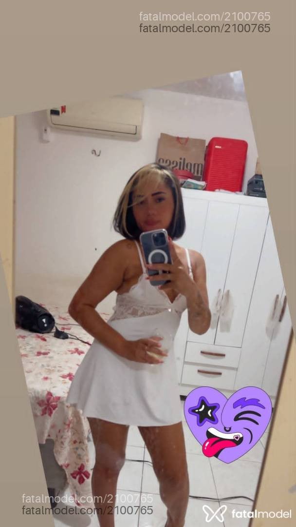 Acompanhante mulher morena (o) de olhos pretos - Jessica