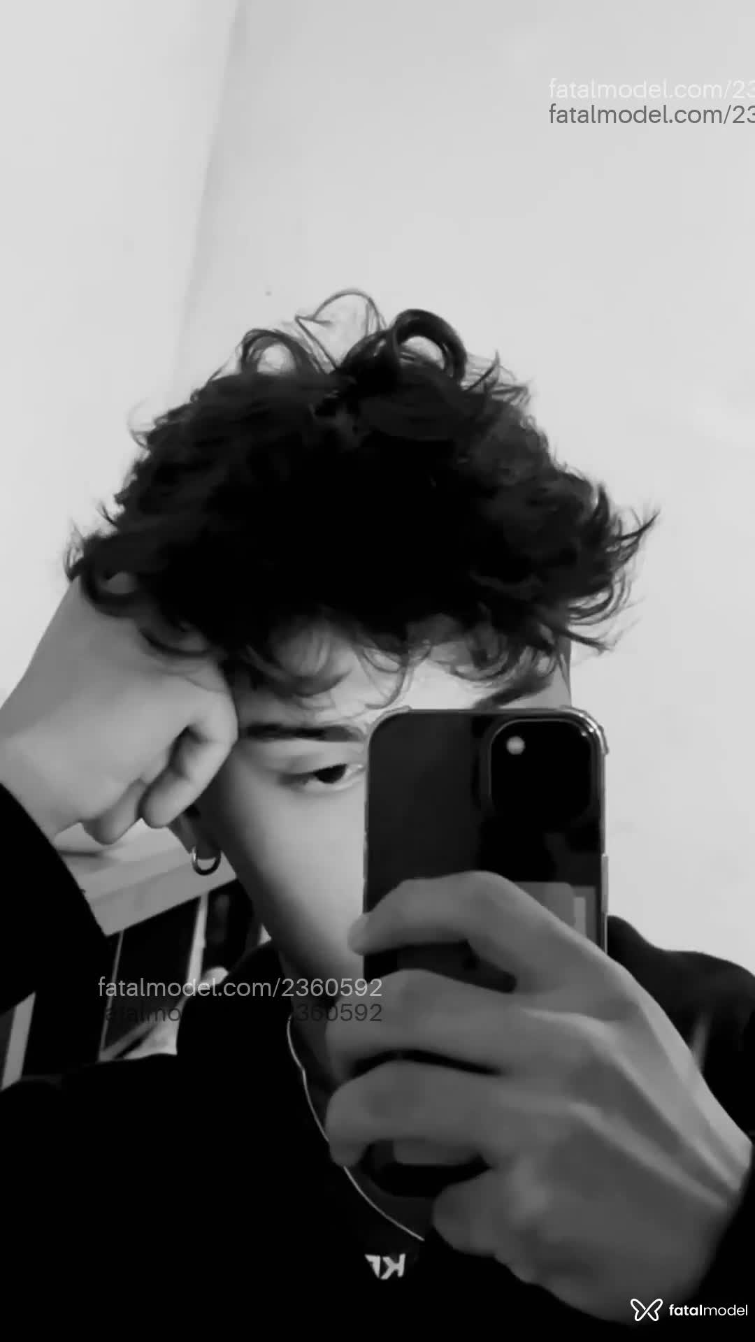 Acompanhante homem com cabelo castanho de olhos castanhos - Pedro