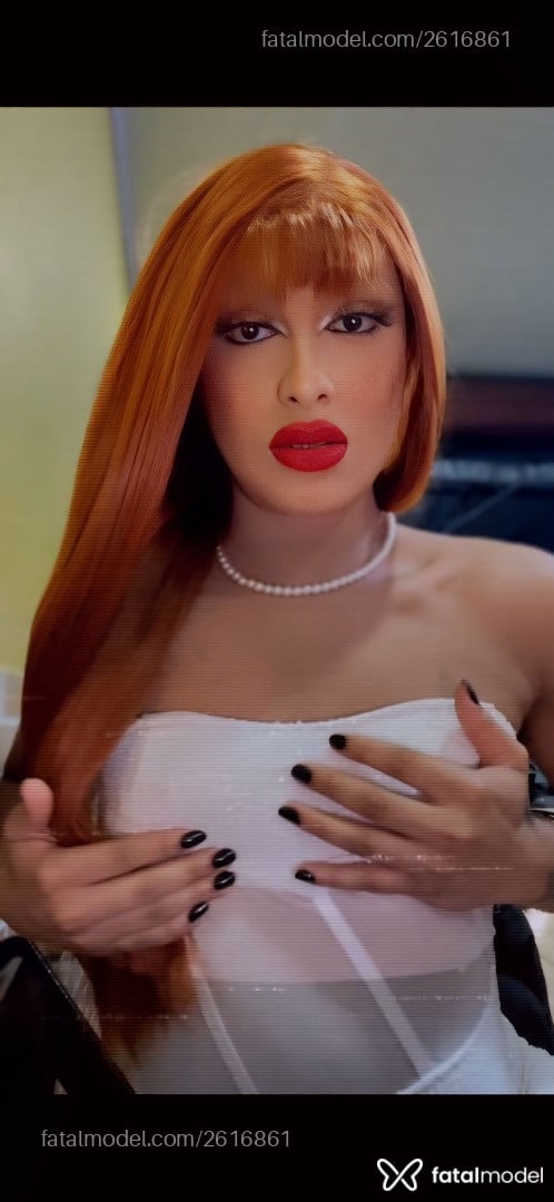 Acompanhante mulher trans ruiva (o) de olhos pretos em Brasília - Stacy Xavyer