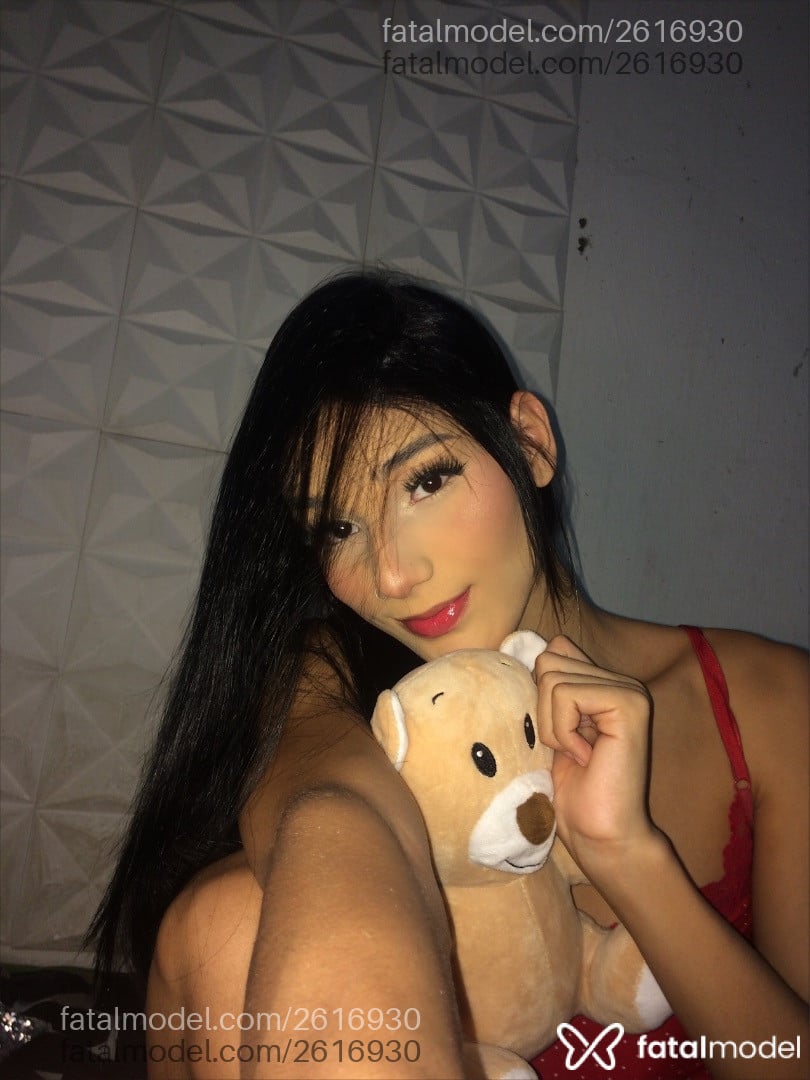 Acompanhante mulher trans morena (o) de olhos pretos em São Paulo - Yasmin