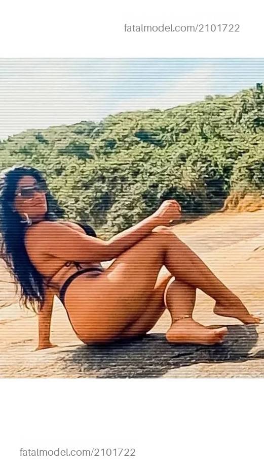 Acompanhante mulher morena (o) de olhos pretos em Itaperuna - Giovanna
