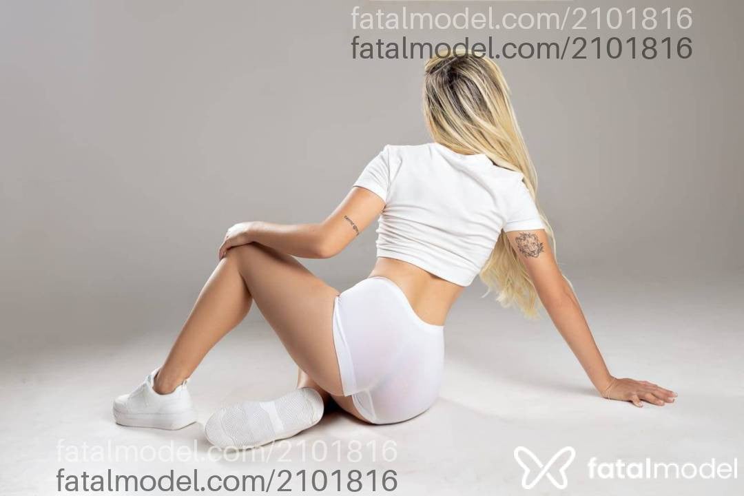 Acompanhante mulher loira (o) de olhos castanhos - Luna Ferraz