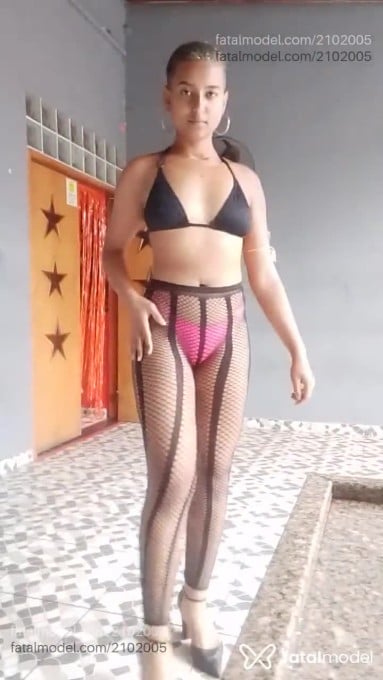 Acompanhante mulher loira (o) de olhos castanhos em São Paulo - Gabriela