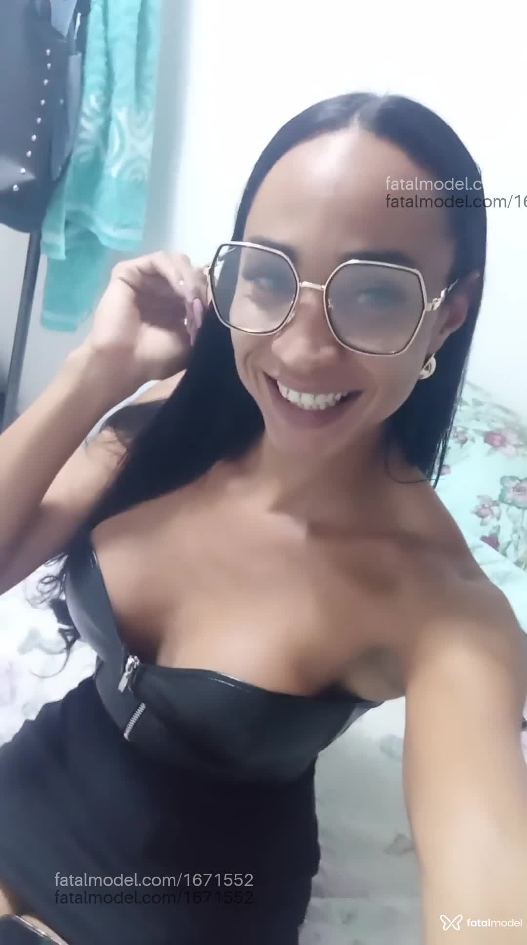 Acompanhante travesti com cabelo castanho de olhos castanhos - Michelly Alves