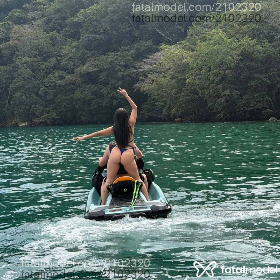 Acompanhante mulher com cabelo castanho de olhos castanhos - Pietra Diaz Acompanhante mulher com cabelo castanho de olhos castanhos - Pietra Diaz
