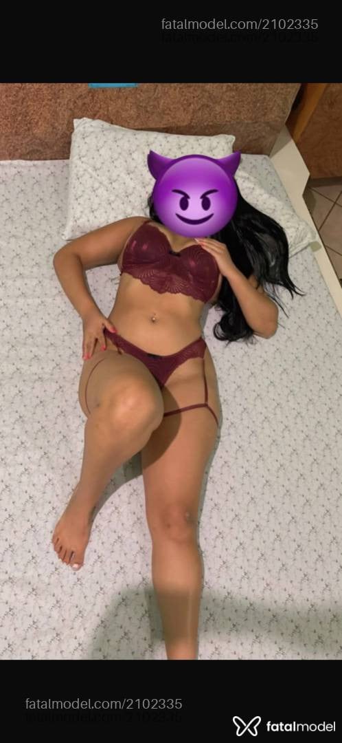 Acompanhante mulher morena (o) de olhos castanhos - Kemilly