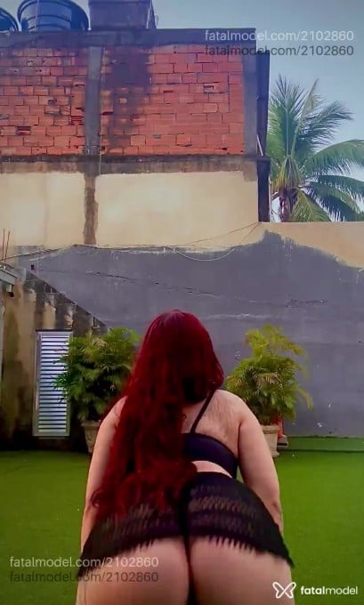 Acompanhante mulher morena (o) de olhos azuis em Resende Acompanhante mulher morena (o) de olhos azuis em Resende - Cristal