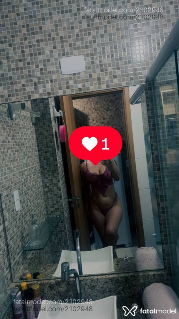 Acompanhante mulher loira (o) de olhos castanhos em João Pessoa - Barbiie
