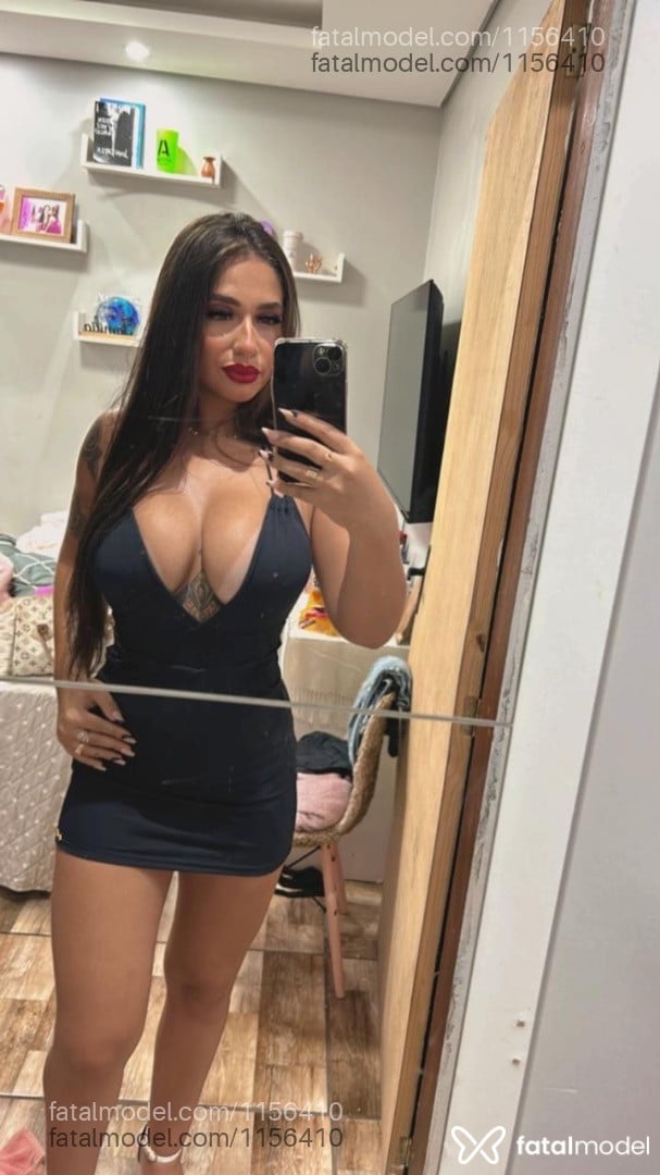 Acompanhante mulher morena (o) de olhos mel - Aline Ferrari Acompanhante mulher morena (o) de olhos mel - Aline Ferrari