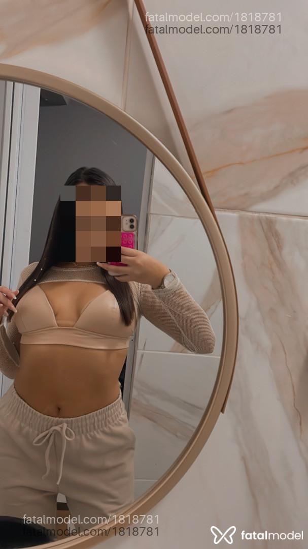 Acompanhante mulher com cabelo castanho de olhos castanhos em Porto Alegre - Angel