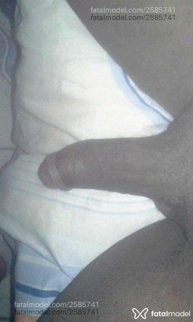 Acompanhante mulher trans morena (o) de olhos pretos em Porto Alegre - Naomy