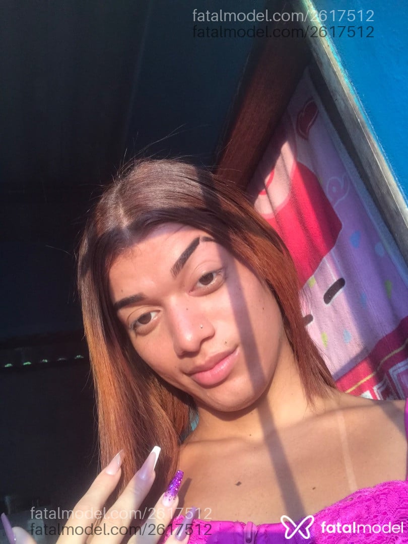 Acompanhante mulher trans ruiva (o) de olhos castanhos em Recife - Tayara Cabral