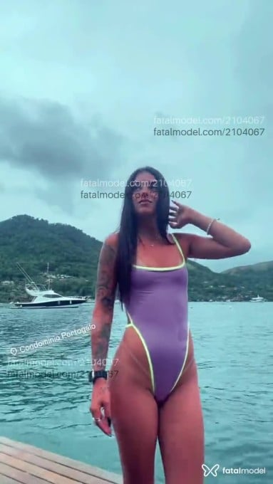 Acompanhante mulher com cabelo castanho de olhos verdes em Rio de Janeiro - Isabelle Sanches