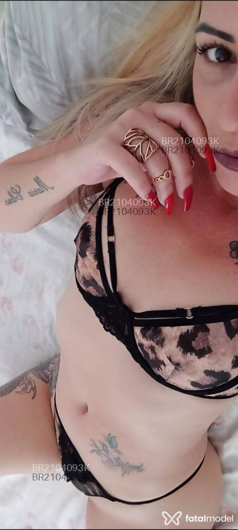 Acompanhante mulher loira (o) de olhos castanhos em Campinas - Camila Dourado