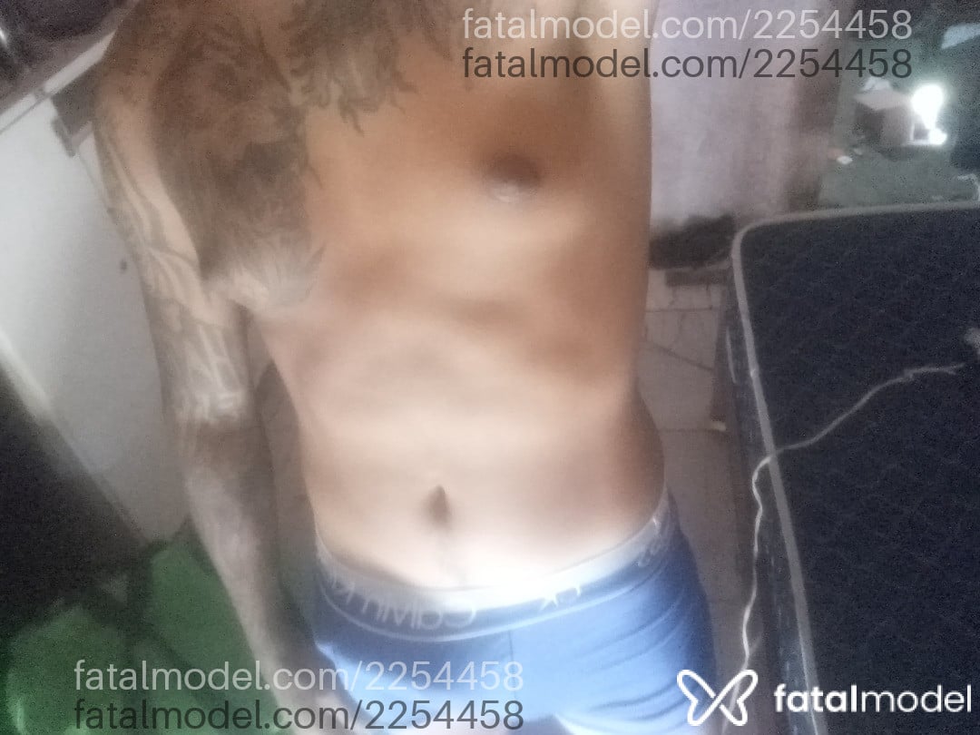 Acompanhante homem morena (o) de olhos castanhos em Fortaleza - Negohdotado