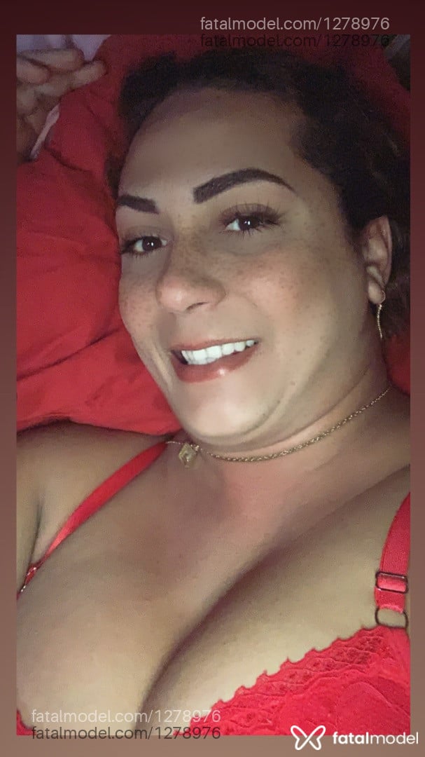 Acompanhante travesti loira (o) de olhos castanhos em Ivinhema - Imola