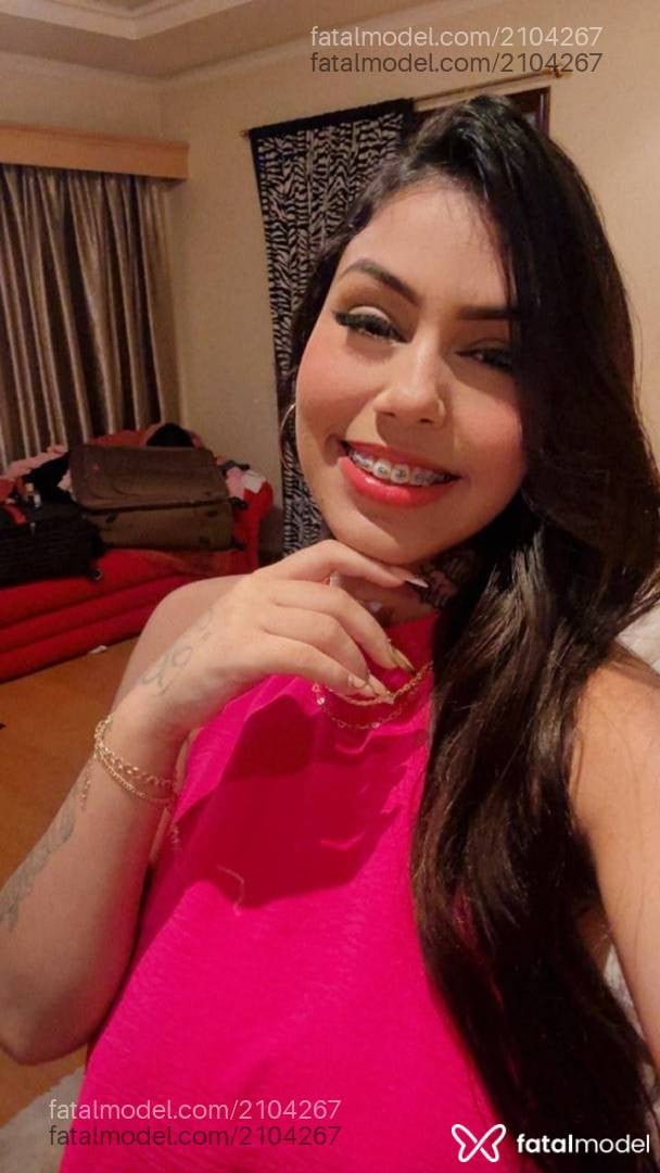 Acompanhante mulher morena (o) de olhos castanhos - Eduarda