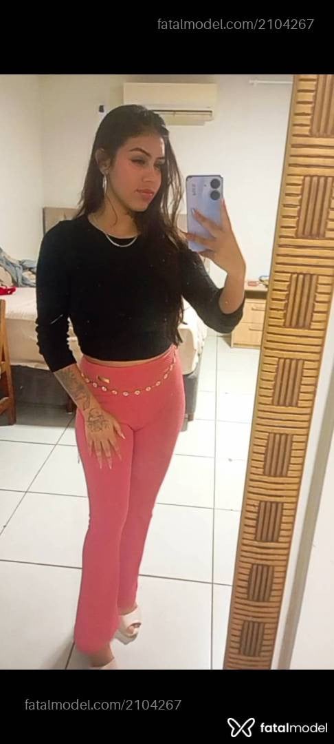 Acompanhante mulher morena (o) de olhos castanhos - Eduarda