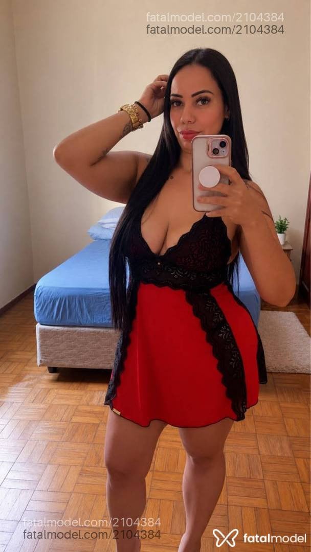 Acompanhante mulher morena (o) de olhos castanhos - Danny Ferraccini
