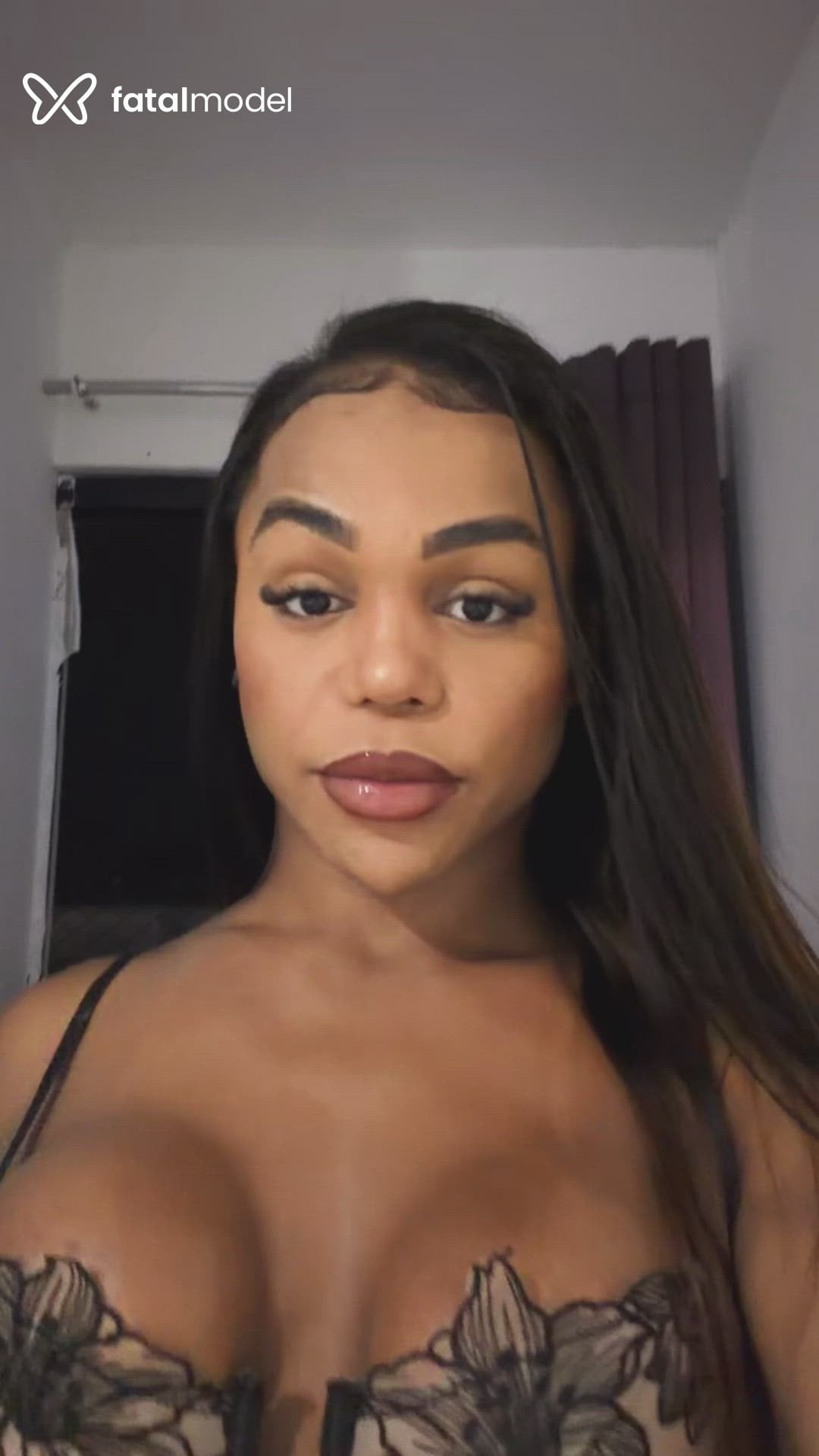 Acompanhante mulher trans morena (o) de olhos pretos em Feira de Santana Acompanhante mulher trans morena (o) de olhos pretos em Feira de Santana - Maria Vitória