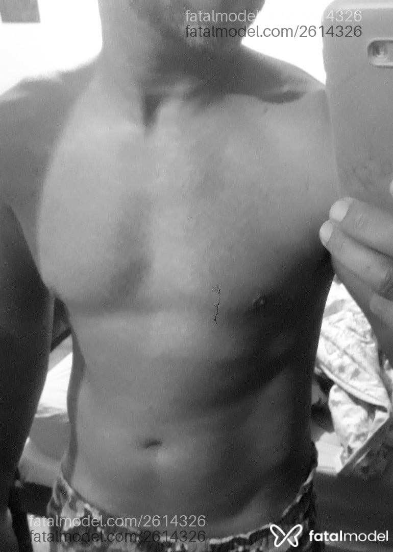 Acompanhante homem morena (o) de olhos castanhos em Virtual Acompanhante homem morena (o) de olhos castanhos em Virtual - Jhonny