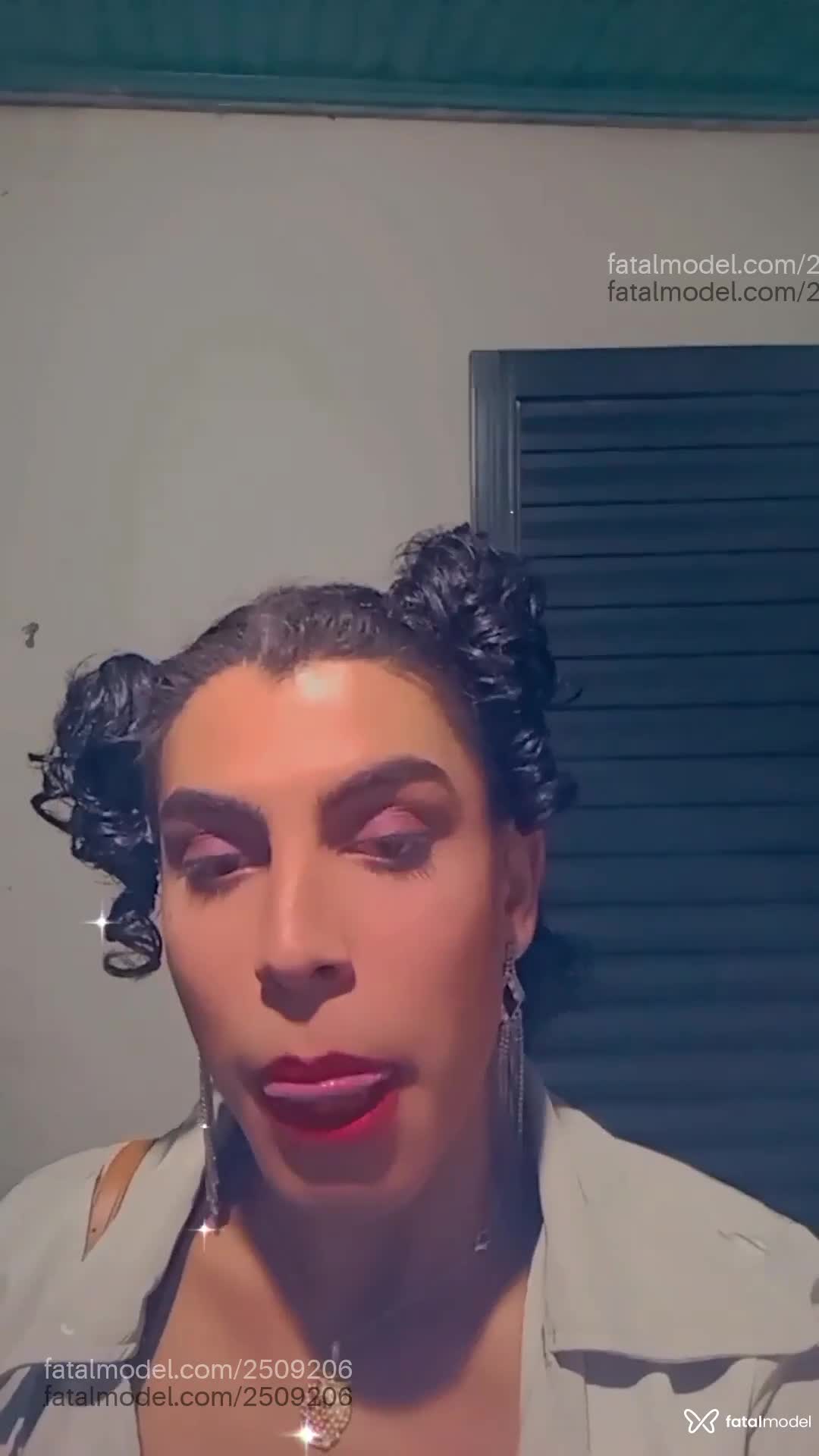 Acompanhante mulher trans morena (o) de olhos castanhos em Itaí - Mirella Rodrigues