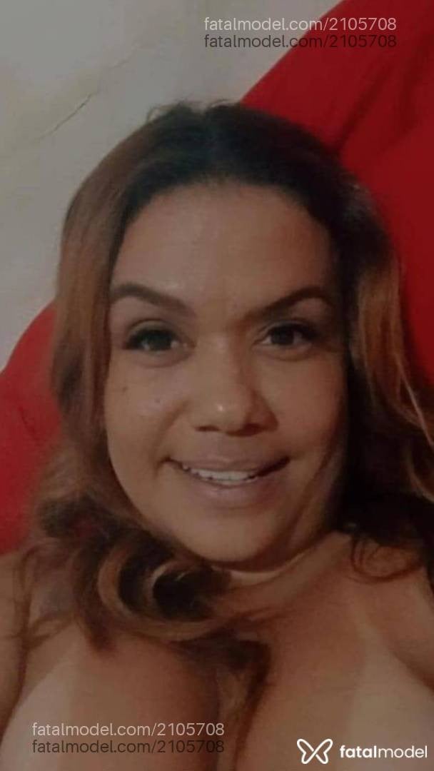 Acompanhante mulher com cabelo castanho de olhos mel em Volta Redonda - Leticia Aruanda
