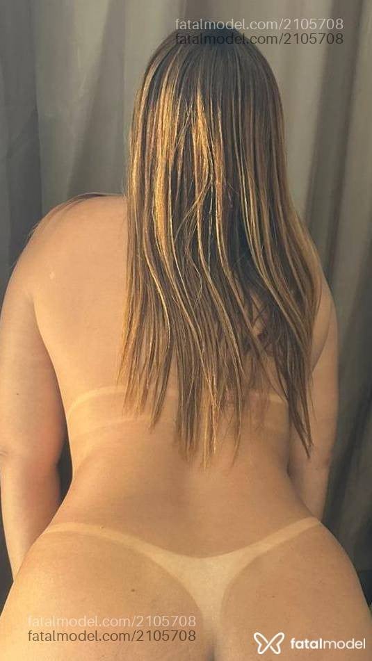Acompanhante mulher com cabelo castanho de olhos mel - Leticia Aruanda