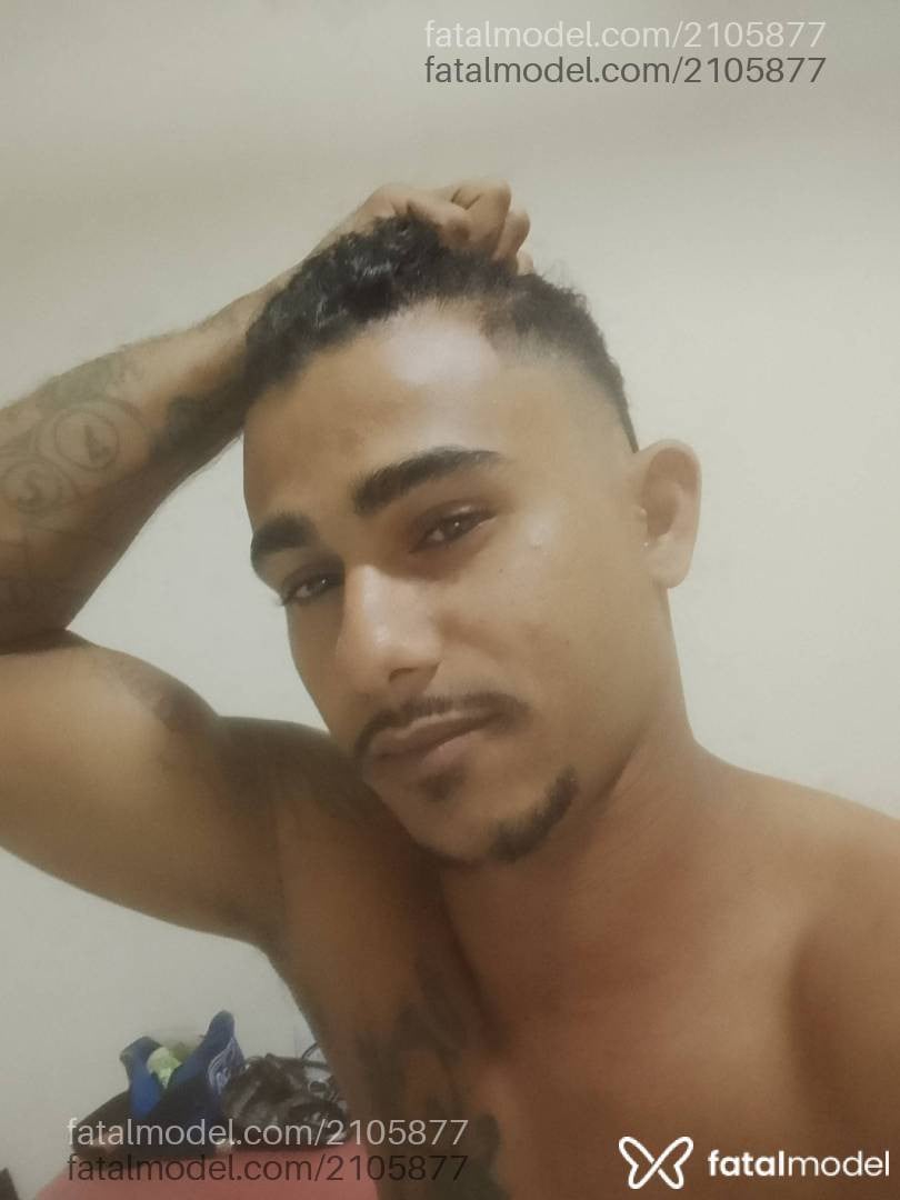 Acompanhante homem morena (o) de olhos castanhos - Anjos Santos