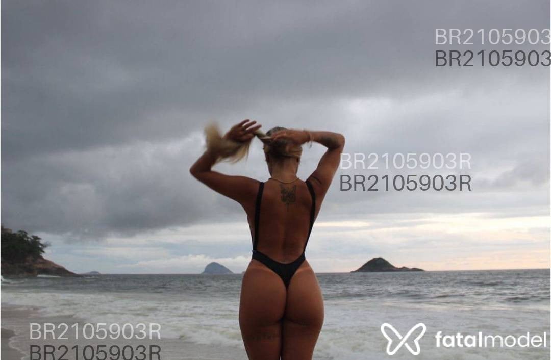 Acompanhante mulher loira (o) de olhos castanhos em Itaúna - Sol
