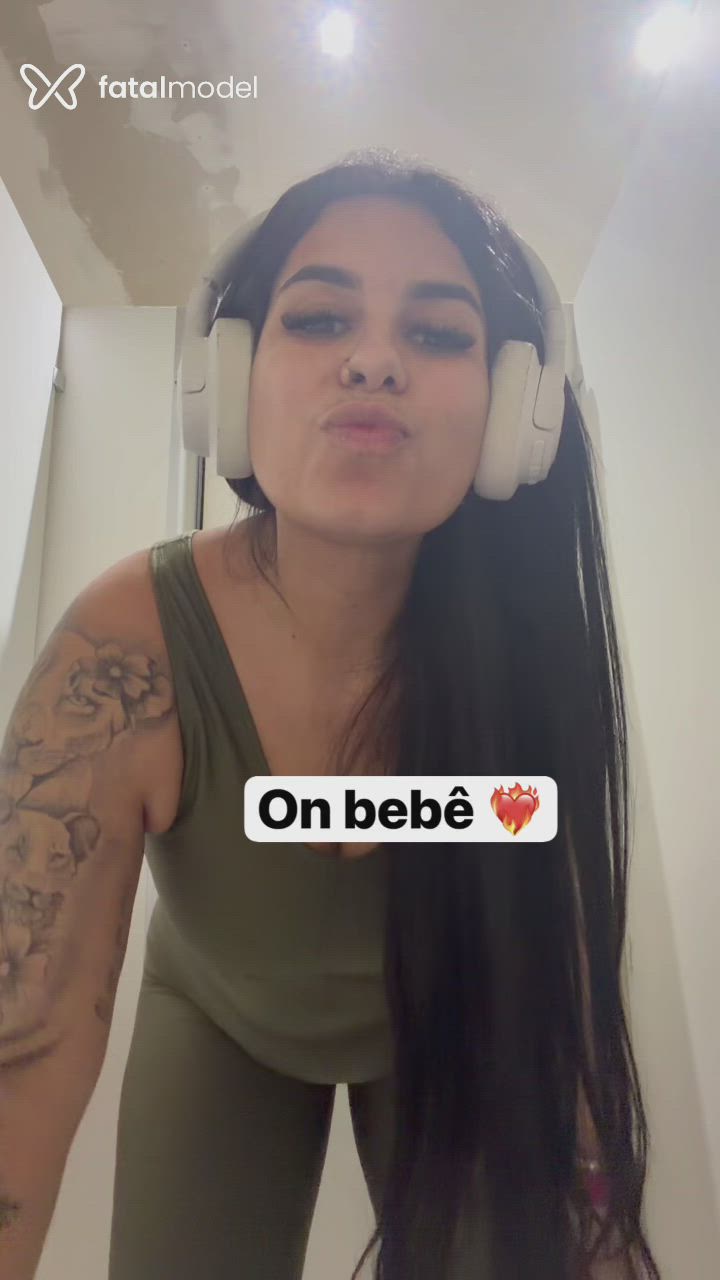 Acompanhante mulher morena (o) de olhos castanhos - Jessy